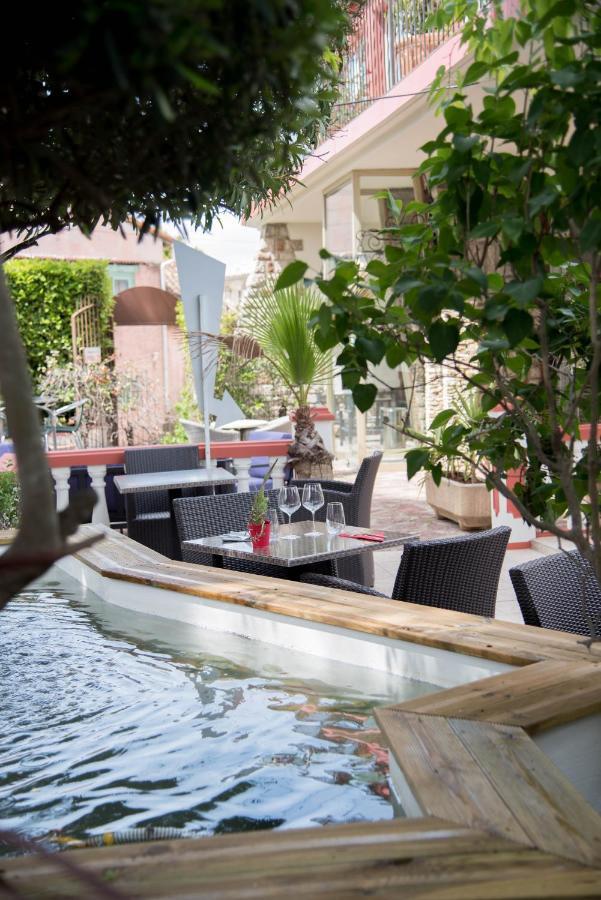 Hotel Restaurant Mon Auberge ลูเนล ภายนอก รูปภาพ